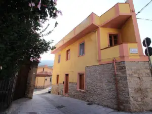 La Casa Rosada Arbus