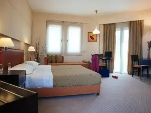 Alexandros Boutique Hotel