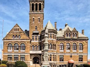 City Hall Grand Hotel