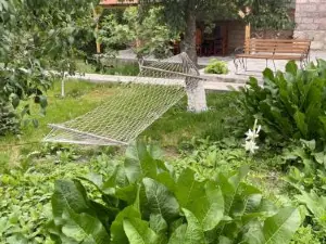 Spitak Tun
