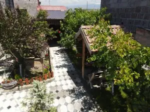 Sweet Home
