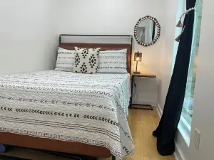 Luxury modern container home in a rural setting! Pet friendly!