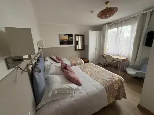 Hôtel Moderna