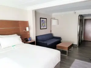 Holiday Inn Express Columbia NE - Fort Jackson
