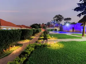 Lucian Cottages