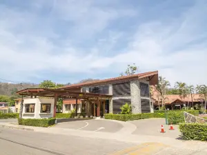 Nacazcol Hotel y Villas