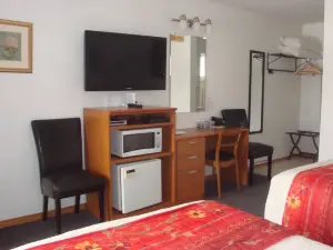 Bo-Mark Motel