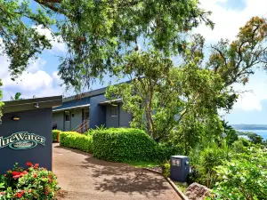 Blue Water Views 16 - 3 Bedroom Penthouse with Ocean Views