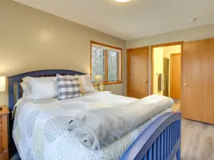 Private Lakefront Retreat w/ Hot Tub, Deck & Views