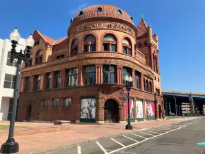 3 Bedroom Villa in Bridgeport