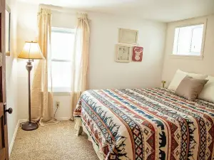 Charming, Unique and Peaceful 3-bedroom Farmhouse on 500 acres in Great Bend, PA