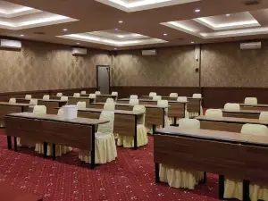 Grand Venetian Hotel