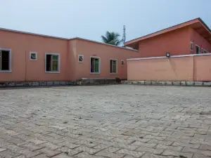 Fun City Hotel 3