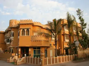 Hotel Pratap Palace