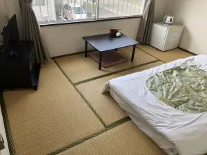 Business Hotel New Ozai