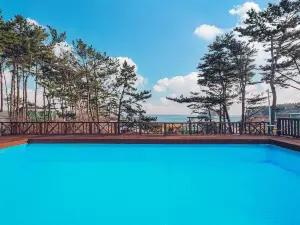 Taean Oceanhill Resort Pension