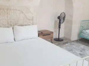 Tarihi Midyat Acar Konağı (Tüm Konak Kiralama)