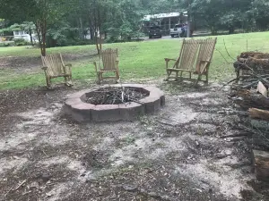 Vintage Cottage on Lake!<br>Fish Camp Cabin<br>FREE kayak, canoe & bike use!<br>