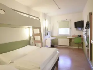 B&B Hotel Rostock-Broderstorf