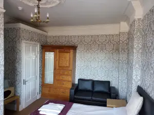 The Queens Arms Hotel Acomb