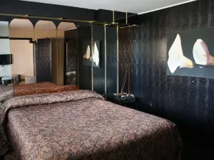 Grand Motel Saint-Hubert