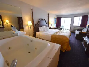 Clarion Hotel Beachfront
