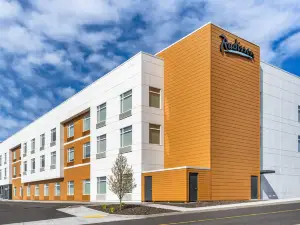 佩德爾頓機場雷迪森酒店