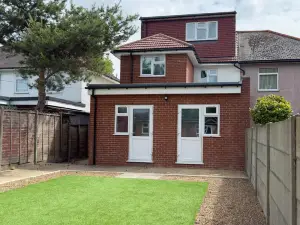 Heathrow Lodge B&B