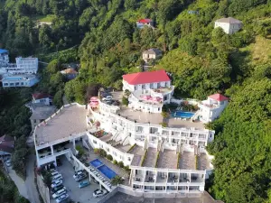 Zura Palace