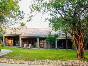 Bushbaby Lodge at Nkonyeni