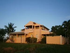 Prime Ocean View Vacation Villa, San-Fernando (Budget-Priced, WIFI,)