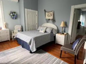 Trowell Historic Inn