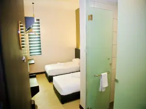 Padi Padi Hotel