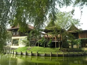 盧安春姆村旅館