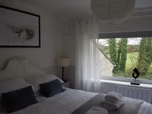 Karah Retreats - Ictis House