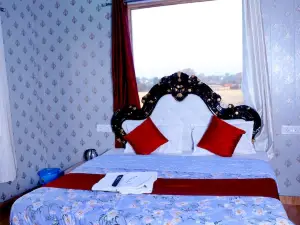 Hotel O Krishna Manu Palace