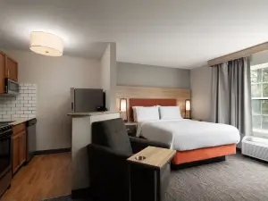 Candlewood Suites ST. Louis - ST. Charles