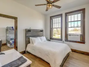 Spacious South Dakota Retreat Near Golfing!