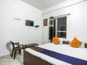 Goroomgo Shiv Ganga Guest House Varanasi - Excellent Customer Choice -Best Seller