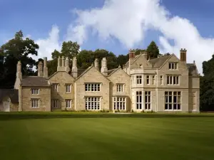 Lough Rynn Castle