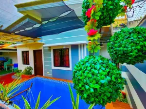 Serene 2Br Escape: Poolside Bliss in Iloilo City