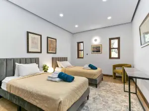 L02 Adjacent to Aphrodite Hills- Shared Pool, Patio