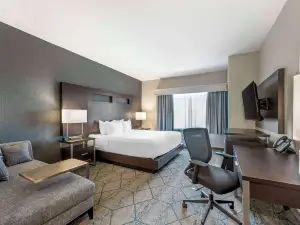 Comfort Inn & Suites Clarksville - Louisville North