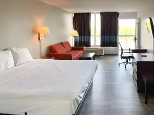 Motel 6 Marianna, FL