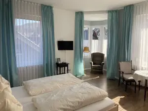 โรงแรมมาร์คเกรฟเลอร์ โฮฟ