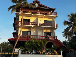Lucky Monkey Inn and Restaurant
