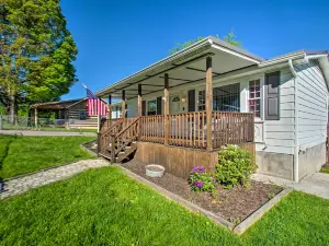 Dog-Friendly Fayetteville Home w/ Hot Tub!