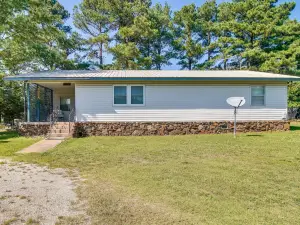 Cookson Vacation Rental w/ Spacious Yard & Porch!