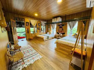 Cozy Haven-Lotus Room & Sunshine Windows