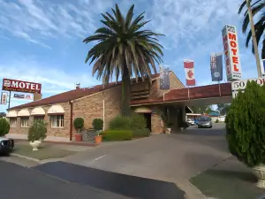 貝克威爾士汽車旅館